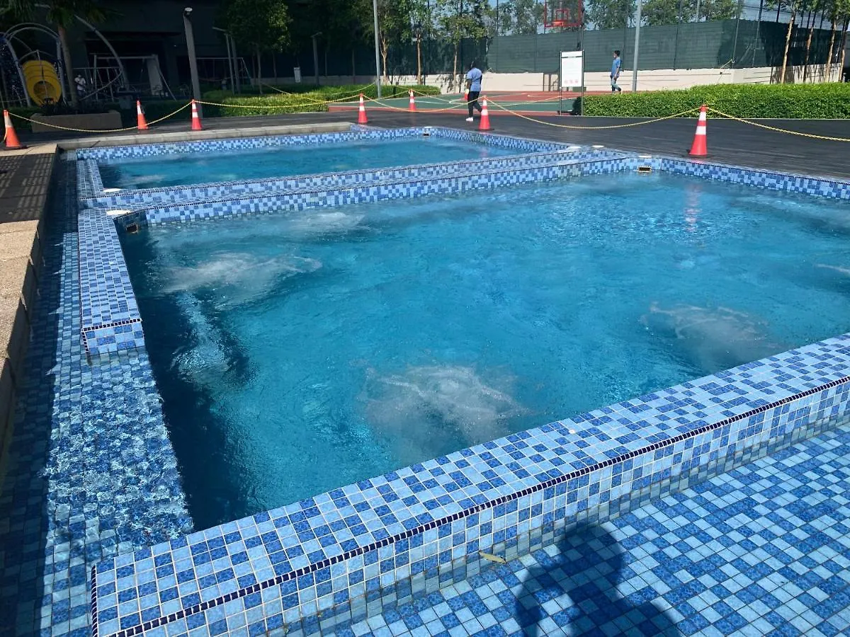 Apartment Vesta Homes, Molek Regency With Golf View, Johor Bahru, Mid Valley
